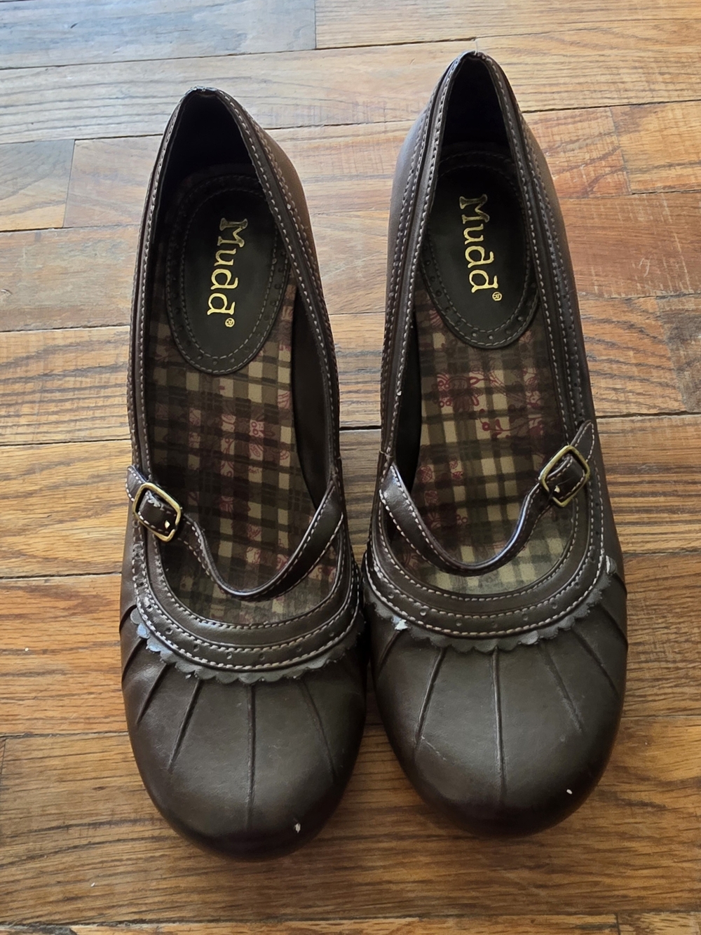 Mudd Brown Kitten Heels Y2K 90s Style
